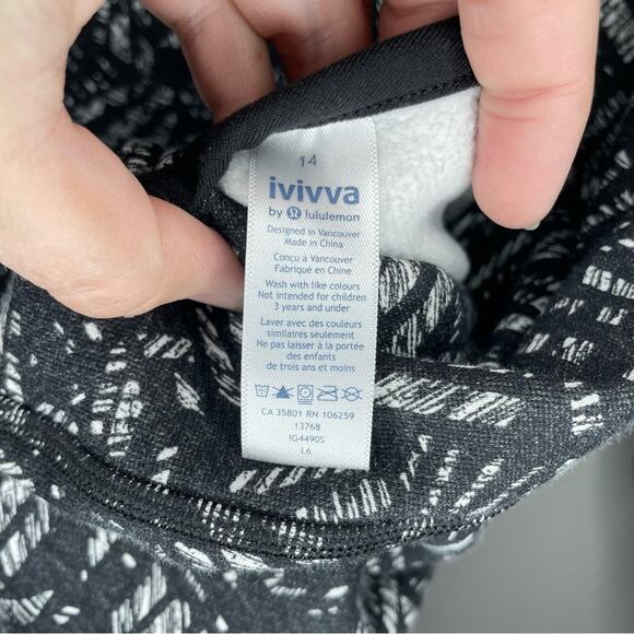 Ivivva by Lululemon Zip Up Jacket Size 14 - Picture 2 of 6